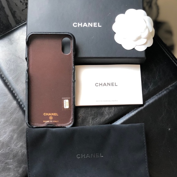 iPhone X case Chanel pebbled leather - Picture 3 of 3